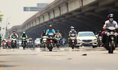 Nắng nóng đỉnh điểm vẫn tiếp diễn, khuyến cáo hạn chế ra ngoài khung giờ cao điểm