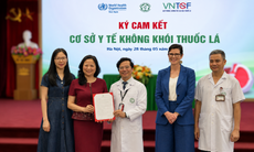 Chuyên gia nói gì về đề xuất cấm người sinh từ năm 2010 hút thuốc?