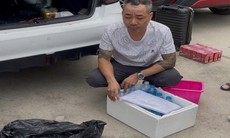 Cướp 2,4kg vàng, gã thanh niên 'tung tiền' mua ô tô và ma tuý