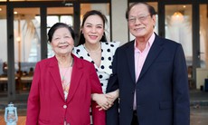 Ba mẹ Mỹ Tâm gây chú ý ở tuổi xế chiều