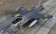 Phi công Ukraine 'tái lập trình' tư duy để chinh phục F-16 phương Tây