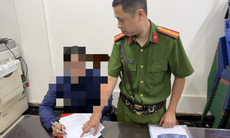 Phạt người phụ nữ bán 10 chiếc bánh rán giá 430.000 đồng cho khách nước ngoài 