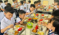 Xu hướng xanh hóa và địa phương hóa khay cơm trường học