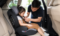 Ghế an toàn cho trẻ em chưa có đơn vị chứng nhận, luật sư nói gì về việc xử phạt?