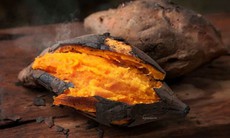 Bất ngờ những lợi ích sức khỏe từ khoai lang nướng ít người biết