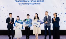 3 bác sĩ nội trú da liễu được tặng học bổng gần 200 triệu đồng