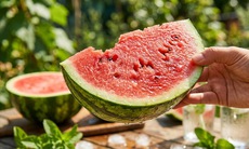 10 lý do nên ăn nhiều dưa hấu hơn trong mùa hè