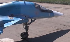 Phát hiện chi tiết lạ trên 'Thú mỏ vịt' Su-34 Nga