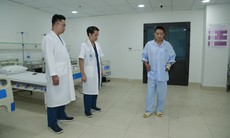 Sau 14 năm đau đớn vì di chứng tai nạn, người đàn ông đã tìm lại bước đi