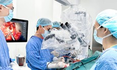 Ca phẫu thuật trong đêm đầu tiên cứu bệnh nhân nặng tại Bệnh viện Hữu nghị Việt Đức cơ sở Ninh Bình