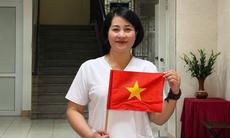 Giám đốc Sở Y tế Hà Nội khen thưởng nữ điều dưỡng cứu sống nam thanh niên ngừng tuần hoàn trong quán cà phê