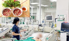 Hôn mê sau 2 ngày ăn tiết canh lợn