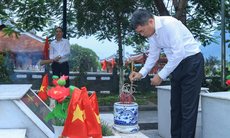 Thủ tướng Lê Minh Hưng dâng hương tri ân các Anh hùng liệt sĩ tại Nghĩa trang quốc gia Vị Xuyên
