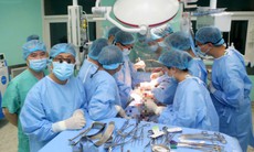 Nhiều bệnh lý về mắt diễn tiến âm thầm, chuyên gia khuyến cáo không để nhìn mờ mới đi khám