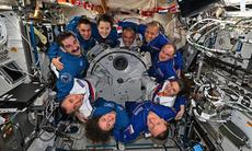 Phi hành đoàn vũ trụ Nga-Mỹ trở về Trái Đất sau hơn 8 tháng trên ISS