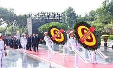 Lãnh đạo Đảng, Nhà nước tưởng niệm các Anh hùng liệt sĩ và viếng Chủ tịch Hồ Chí Minh