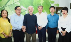 Thứ trưởng Bộ Y tế Trần Văn Thuấn thăm, tri ân gia đình GS.BS Đặng Văn Ngữ