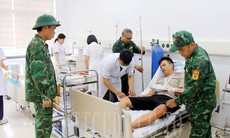 Tin mới vụ 7 thuyền viên tàu cá bị chìm trên biển lúc rạng sáng do giông lốc