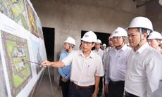 Thứ trưởng Thường trực Vũ Mạnh Hà: Cà Mau cần phát triển hệ thống y tế cân bằng giữa 3 cấp chăm sóc