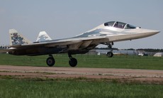 Tiêm kích Su-57 hai chỗ ngồi mở ra vai trò 'chưa từng có' trên chiến trường