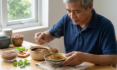 5 cách tăng lượng chất xơ an toàn sau tuổi 60