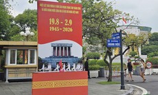 Hà Nội rực rỡ cờ hoa chào mừng Cách mạng Tháng Tám và Quốc khánh 2/9