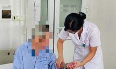 Nhầm hạ kali với hạ canxi, người đàn ông suýt liệt tay chân