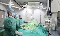 Can thiệp cứu cụ ông mắc 3 bệnh mạch máu nguy hiểm