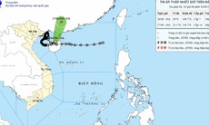 Bão số 4 suy yếu thành áp thấp nhiệt đới, vẫn trên Biển Đông