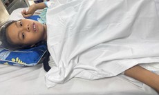  17 tuổi chưa một ngày đến trường, nữ sinh thiểu năng trí tuệ lại đối mặt ca phẫu thuật hơn 100 triệu đồng
