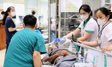 Nhân viên trạm y tế được hưởng phụ cấp ưu đãi nghề 80% phải đáp ứng điều kiện nào? 