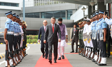 Thủ tướng Lê Minh Hưng đến Ấn Độ dự Hội nghị thượng đỉnh BRICS lần thứ 18