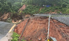 Áp thấp nhiệt đới áp sát miền Trung, Bộ Xây dựng chỉ đạo ‘nóng’