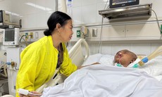 Nam thanh niên nguy kịch vì tai nạn, mẹ viêm loét giác mạc, bố phải nghỉ việc chăm con cần giúp đỡ