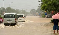 Tuyến đường huyết mạch lên các xã vùng cao Nghệ An ngập sâu, giao thông ách tắc