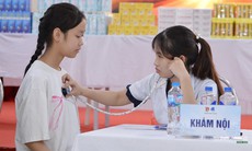 Khám sức khỏe miễn phí, phát hiện sớm nguy cơ bệnh tật ở người trẻ