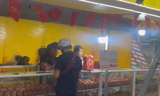 Thị trường bánh Trung thu ngày Rằm tháng 8: Từ cảnh xếp hàng 'rồng rắn' đến làn sóng bán tháo, xả kho giá rẻ