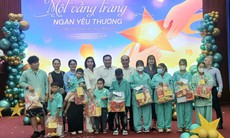 Trung thu ấm áp cho bệnh nhi ở Khánh Hòa