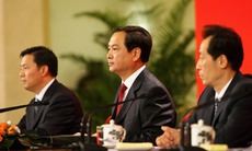Trung Quốc xử hàng loạt quan to
