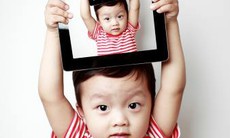 Những tác hại khôn lường khi cho trẻ chơi máy tính