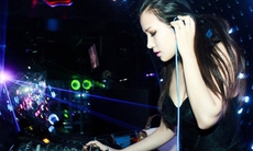 DJ - Góc khuất của những “phù thủy” âm thanh