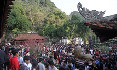 Ban tổ chức lễ hội chùa Hương bị phê bình