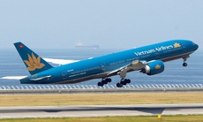 Đòi mở cửa máy bay Vietnam Airlines ở độ cao 12.000 m