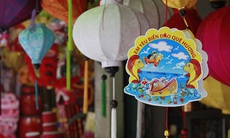 Nhà lầu siêu xe hàng mã ế sưng, đồ chơi biển đảo hút khách