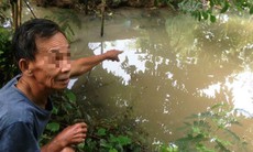 Ông bố nhí điên cuồng ném con xuống ao vì giận 'vợ'