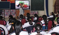 Phụ huynh mờ mắt với 28 khoản thu điện, nước, smartTivi...