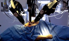 Phẫu thuật điều khiển robot từ xa