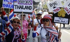 Người biểu tình Thái tụ tập để “quét” chế độ Thaksin