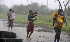 27 người thiệt mạng, 400.000 người Philippines phải sơ tán vì bão Rammasun