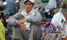 Phu xe đạp thồ- nghề của người già cố đô